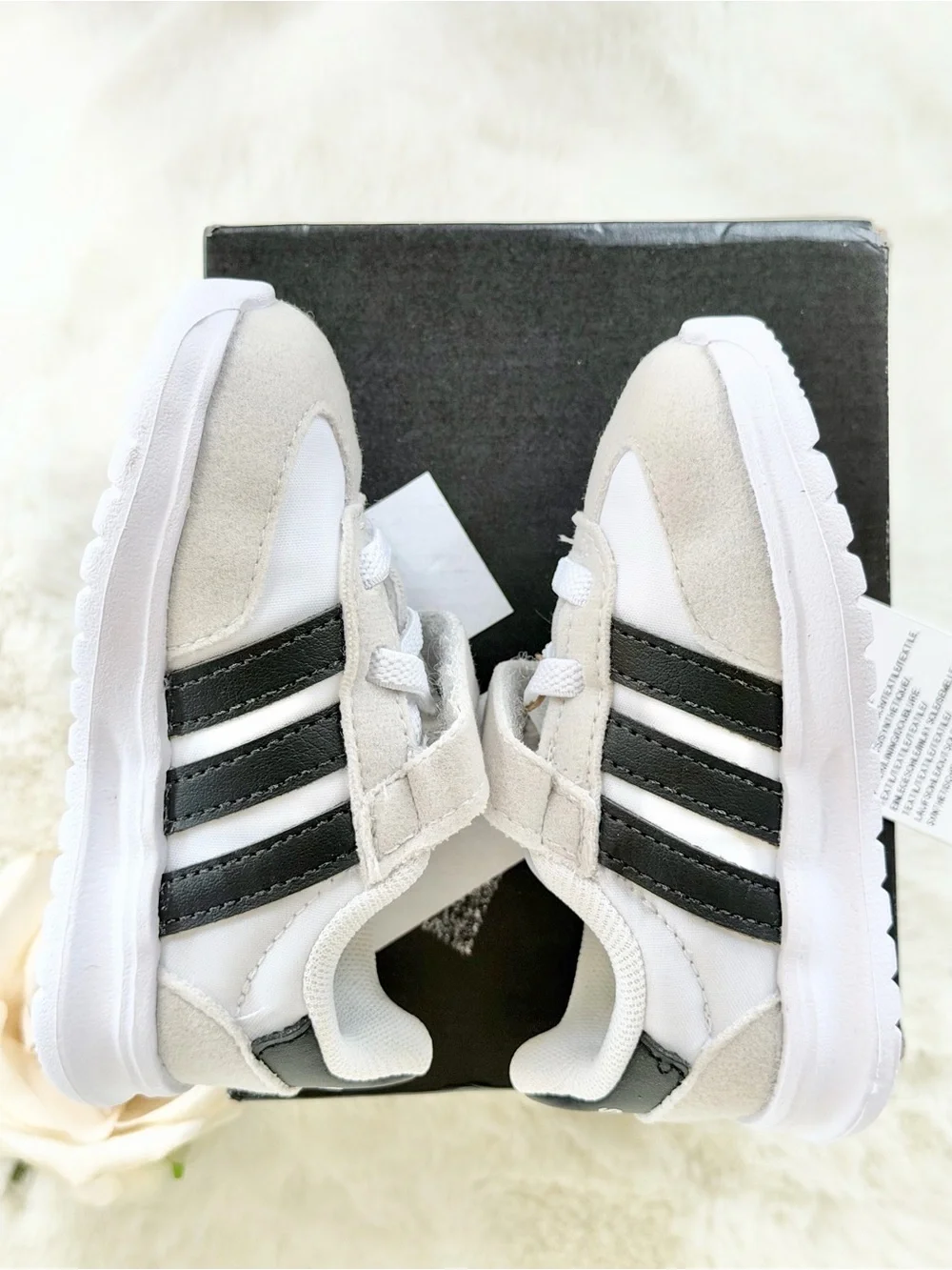 ADIDAS RUN 70s 2.O toddlers  white  and Black Sneakers w/Velcro closure Unisex